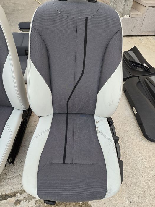 Салон за бмв Ф20