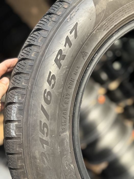 Set 4 anvelope Iarna Pirelli Sottozero Serie 3 215/65R17 99h