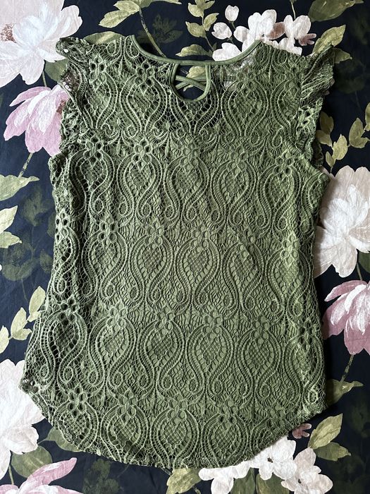 Bluza kaki potrivita pentru S