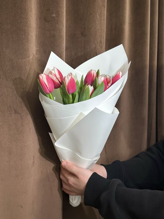 оптом тюльпаны Алматы 8 марта