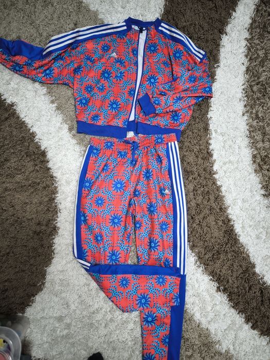Оригинални дамски  анцузи Adidas
