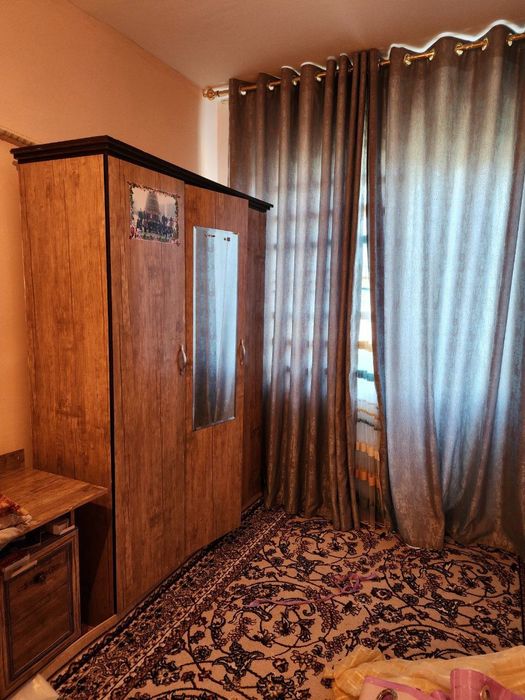 Арендага 3.хонали уй метро беруний оилага  кизларга берилади