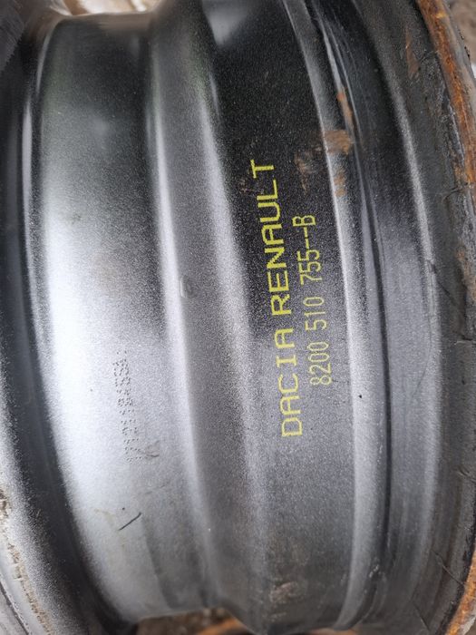 Vand 4 jante R 15 dacia logan van de greutate bune fara defecte