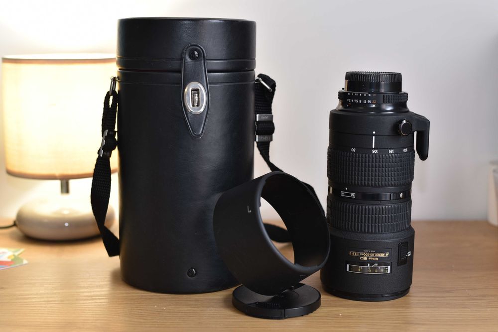 Nikon AF 80-200mm f/2.8D ED (Two-Ring) + Toc rigid CL-43A + Parasolar