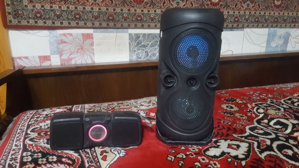 Продам блютуз колонки