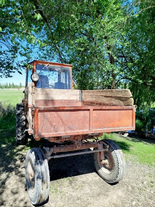 Продам кузов на трактор т16