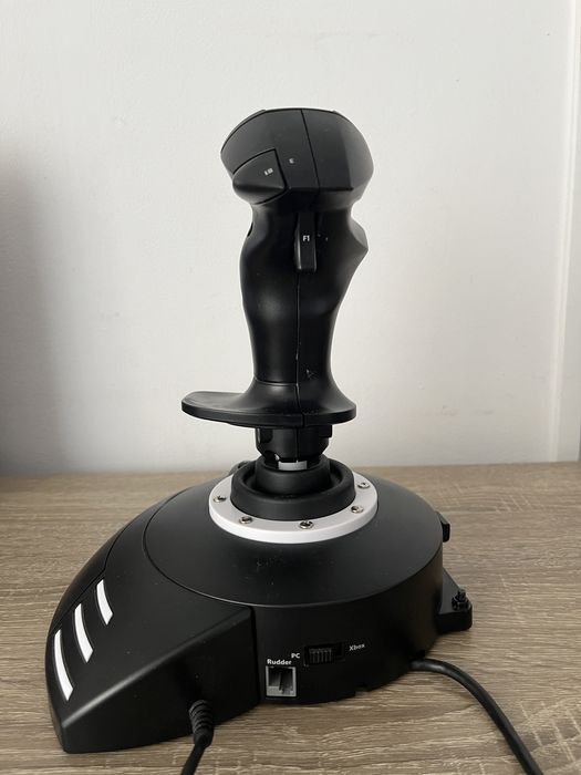 Manșă+pedale Thrustmaster TFlight Full Kit X