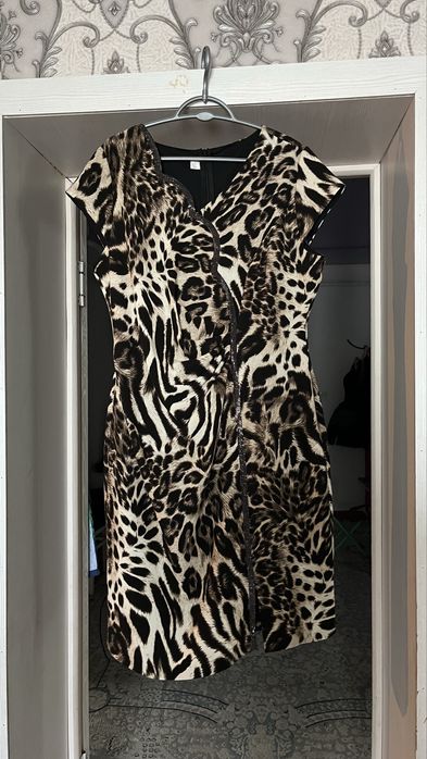 •Женское•платье•леопардовое
