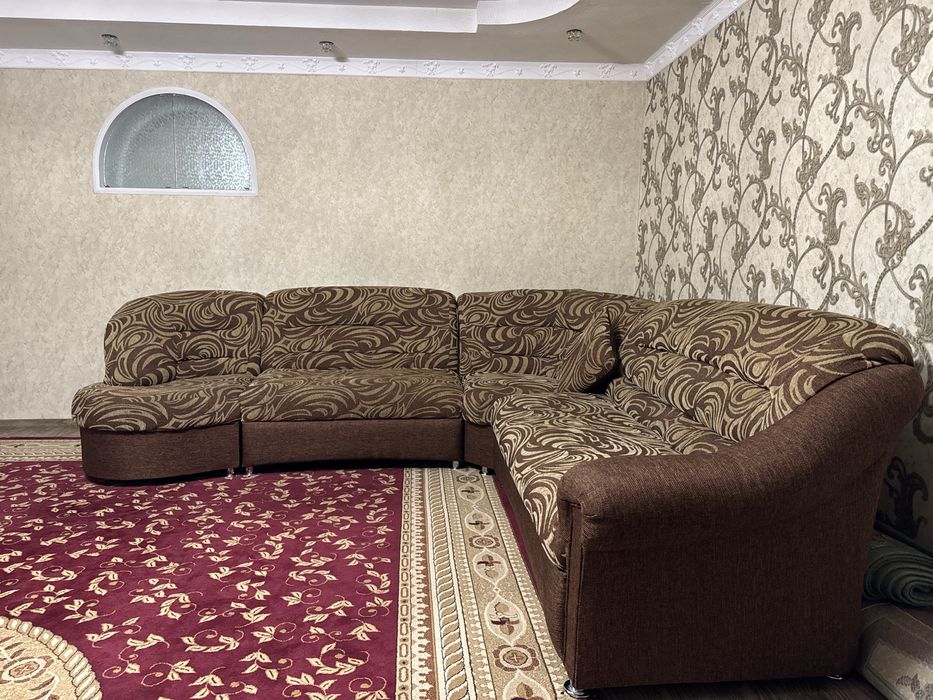 Г образный диван