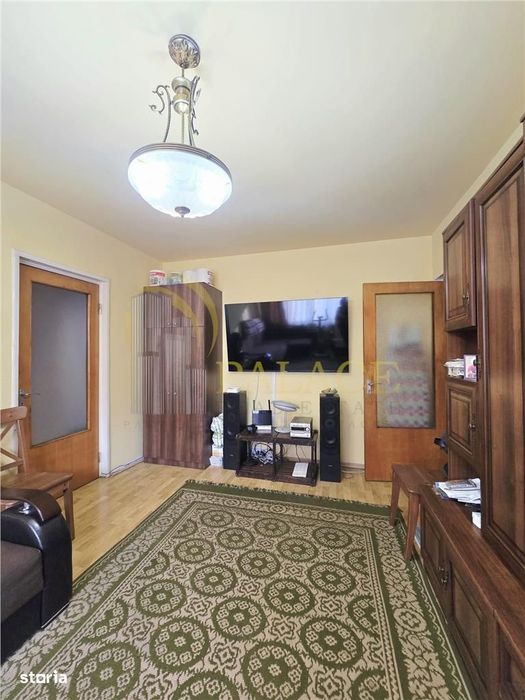 Apratament 3 camere | De vanzare | Teiul Doamnei — fotografia 3