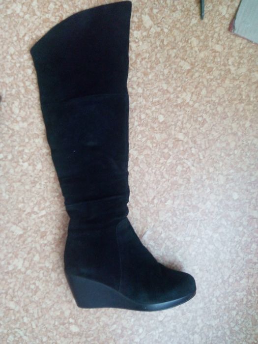 Продам сапоги женские