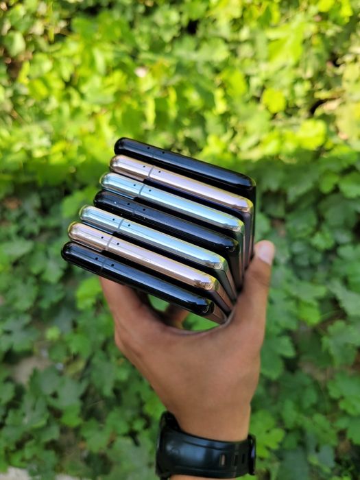 Samsung Galaxy S21+Plus 5G. Garantya bor. OzU 8/256 GB. Imeka o'tkan