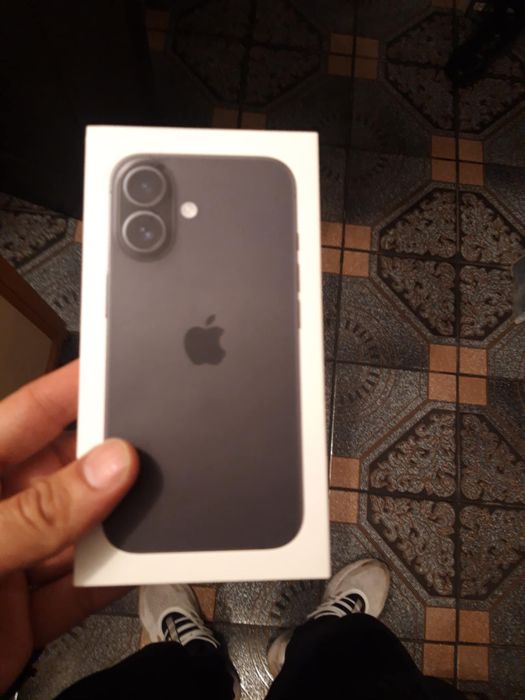 vand sau schimb iphone 16 256GB nou
