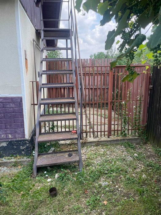 Casa de vanzare in Sat Ghirdoveni Com ILCaragiale Jud Dambovita