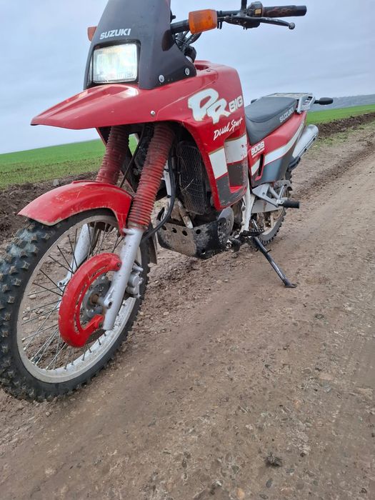 Vând Suzuki Dr 800