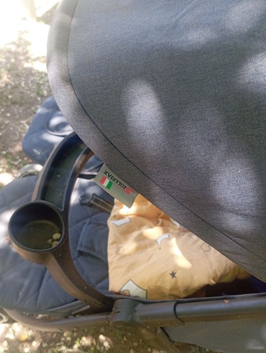 Продам коляску,в неплохом состояний.