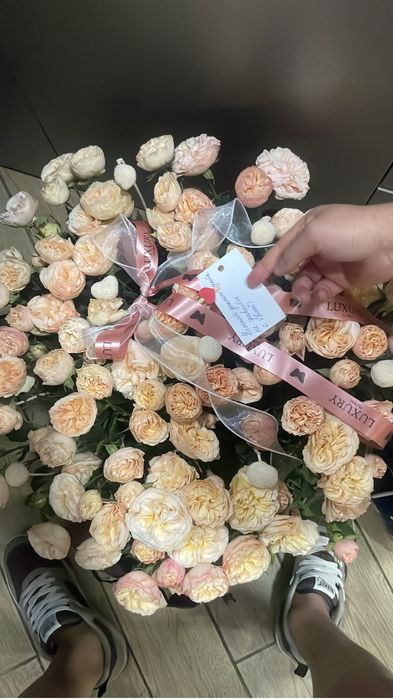 Букет  в карзинке кустовые большие