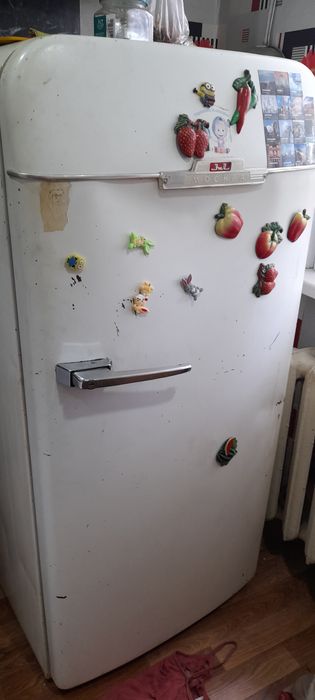 Продам холодильник