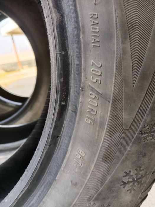 Продам зимние шины