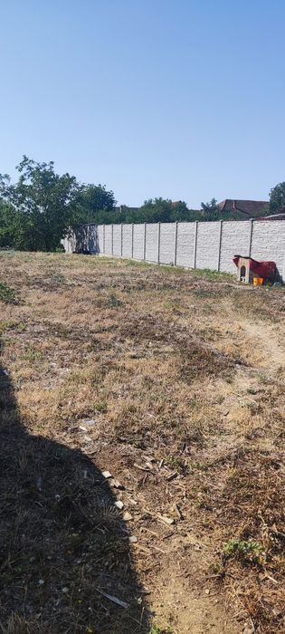 Teren intravilan de vânzare