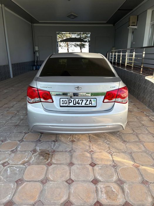 Продаётся автомобиль Chevrolet Cruze