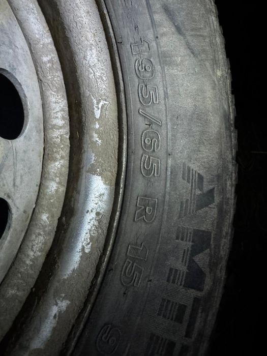 Колесо с диском 195/65 R15