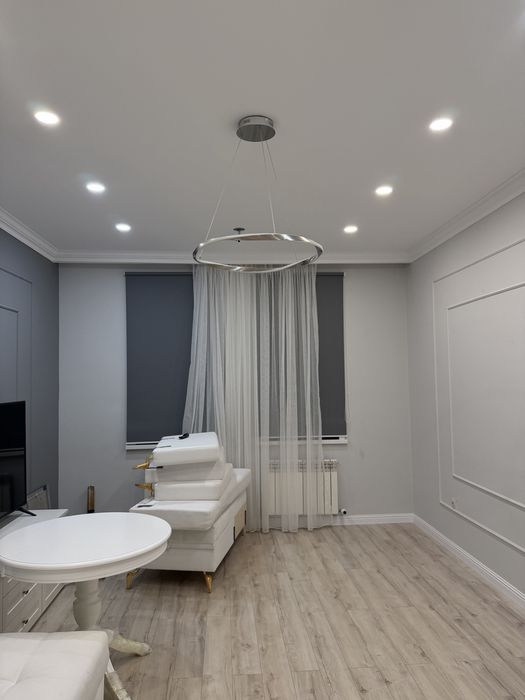 Продается люстра в отличном состоянии