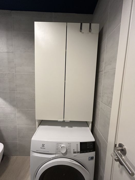 Dulap mașină de spălat IKEA NYSJÖN – alb bej, stare foarte bună