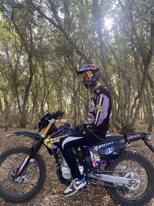 Мотоцикл Эндуро