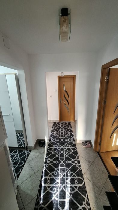 Apartament cu 3 camere