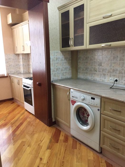 Сдается 4х комнатная квартира на Лабзаке Ц13