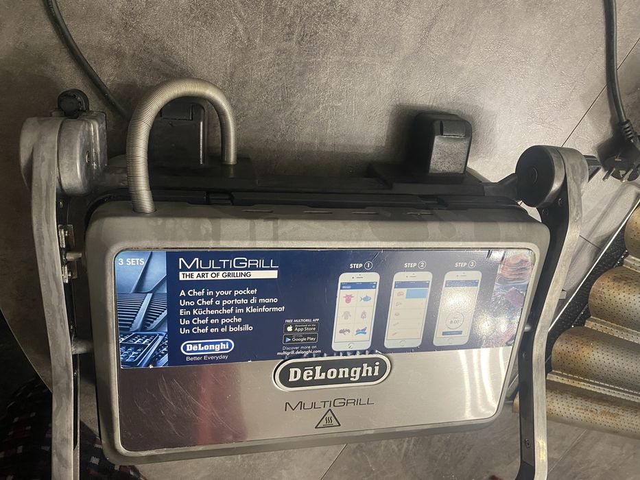 Продам гриль Delonghi CGH1030D
