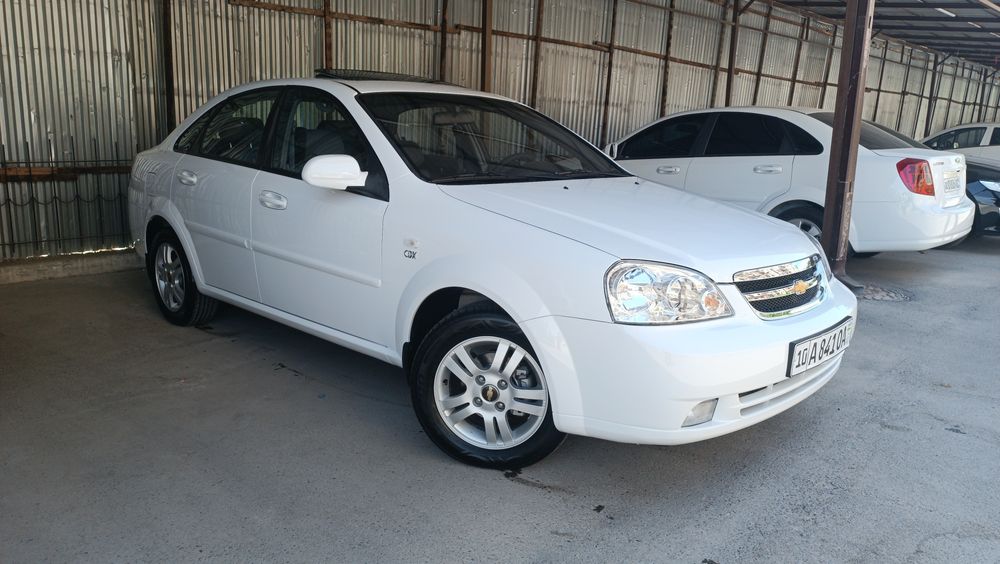 Chevrolet Lacetti 2013 автомат