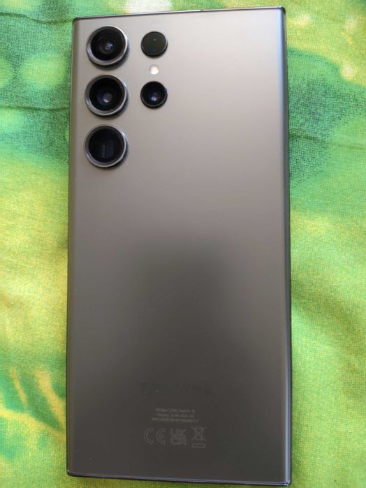 Samsung S23 Ultra 8+8GB/256GB 10x zoom много запазен!