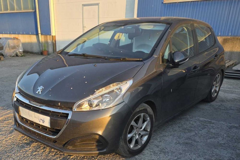 Dezmembrez Peugeot 208 1.6D 2015
