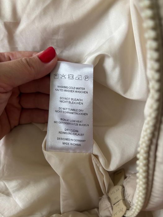 Женская куртка новаяkimex