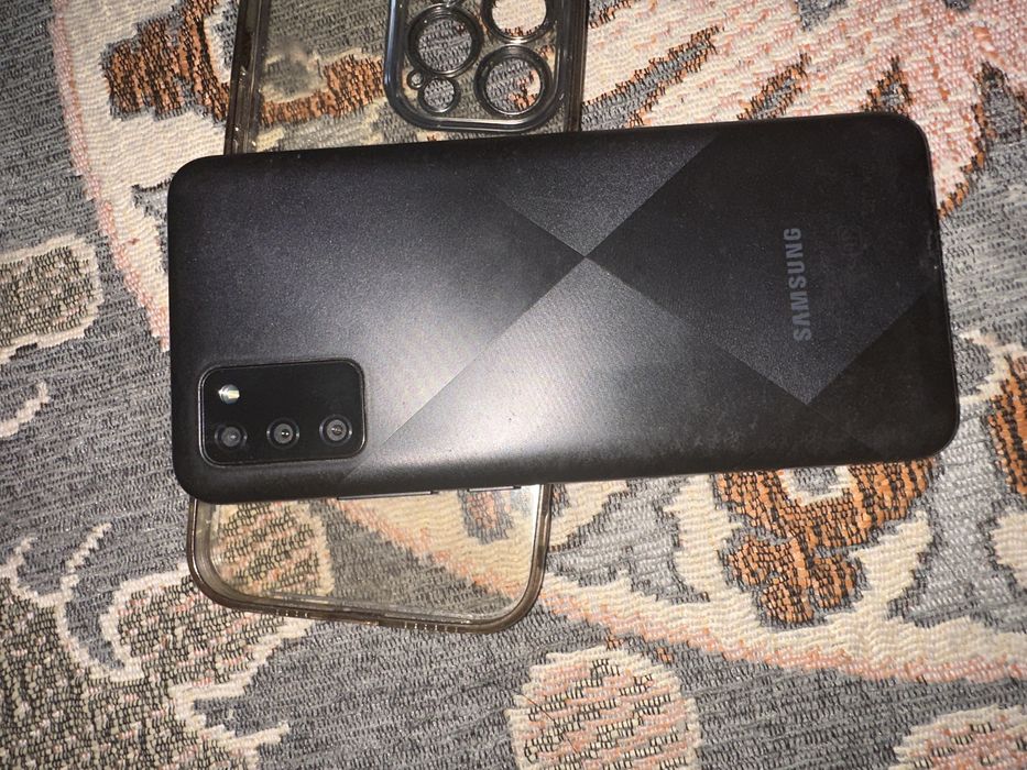 Продаю срочно Samsung A02