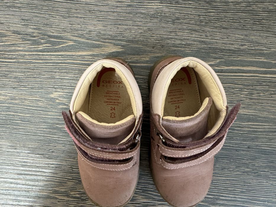 Продам ботинки Geox