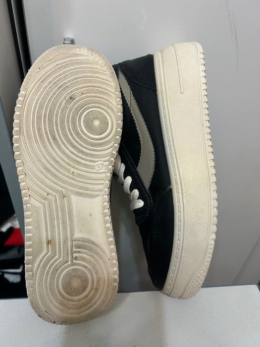 Детские кроссовки 36 размер