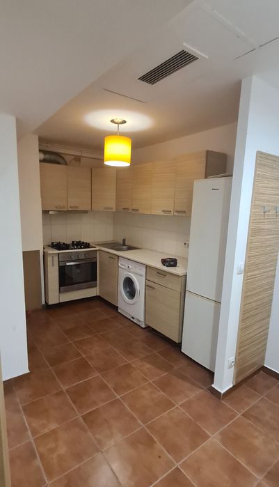 Proprietar inchiriez 2 camere Hotel Rin