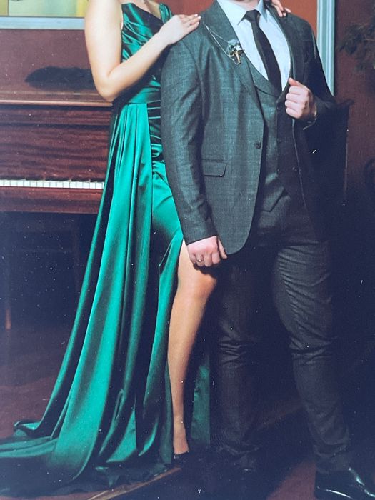 Официална зелена рокля