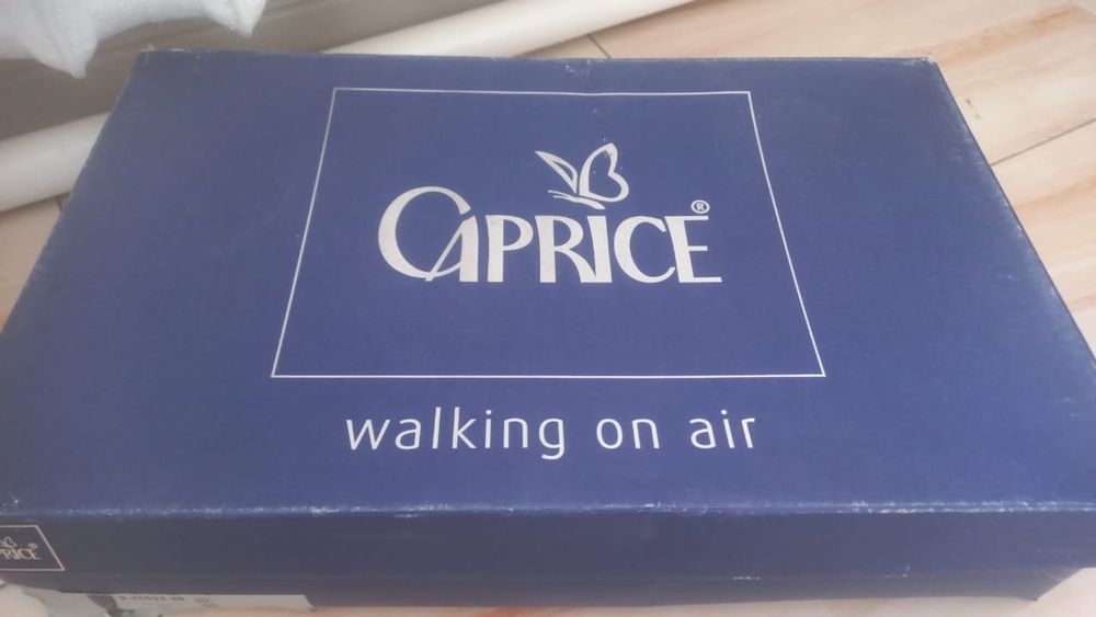 Продам осенние сапоги