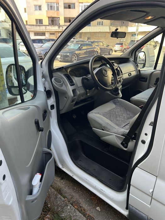 Opel Vivaro 8+1 1.9D