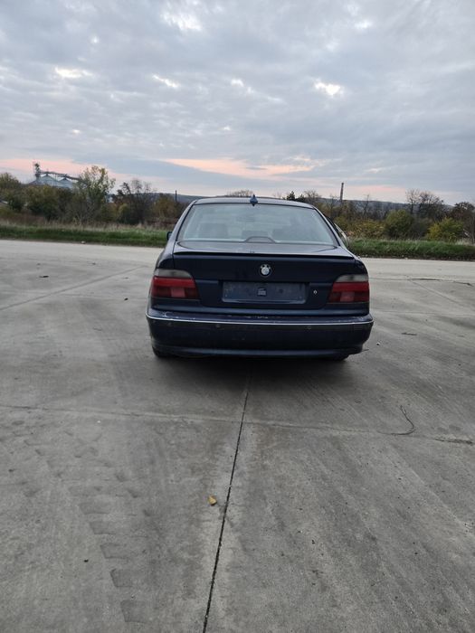 Бмв е39 520i Автомат  НА ЧАСТИ