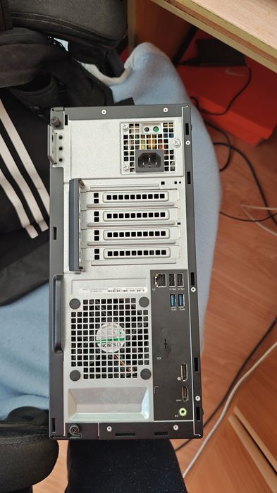 Unitate centrala HP Dell Optiplex 3040