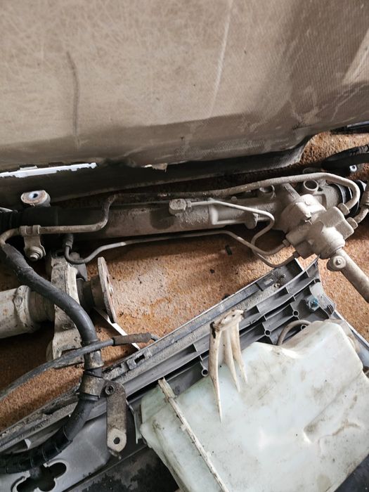 Рулевая рейка от toyota alphard