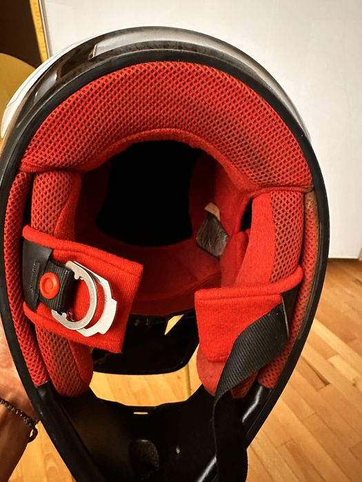 Каска Oneindustries