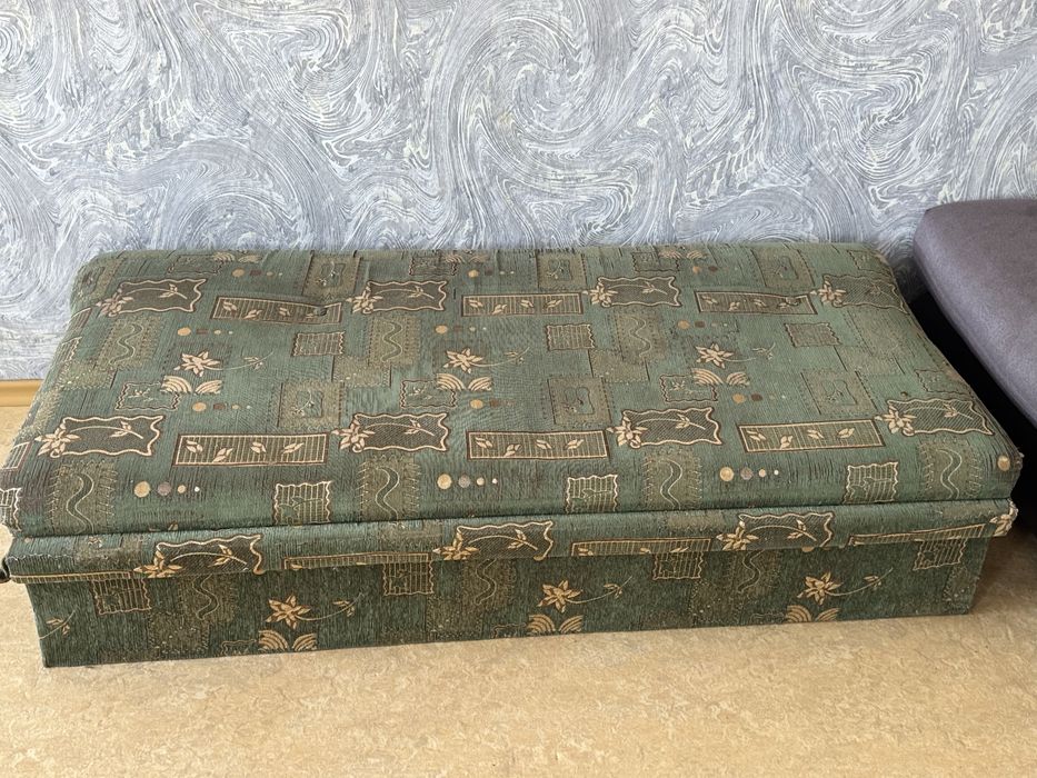 Бесплатно диван забирайте