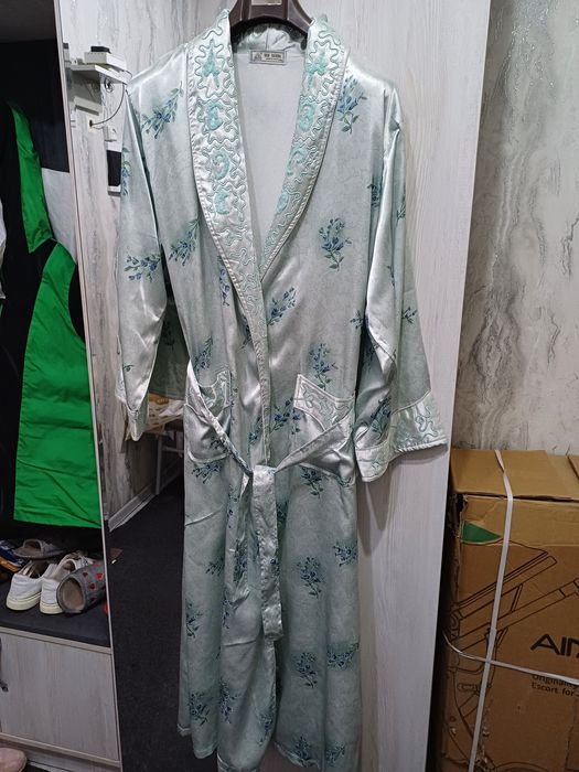 Продаётся женская халат новый