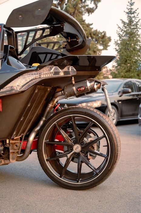 Polaris slingshot Sl